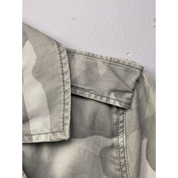 Abercrombie & Fitch Jacket Womens XS Gray Camo pockets Fitted Casual Utility - Picture 6 of 8
